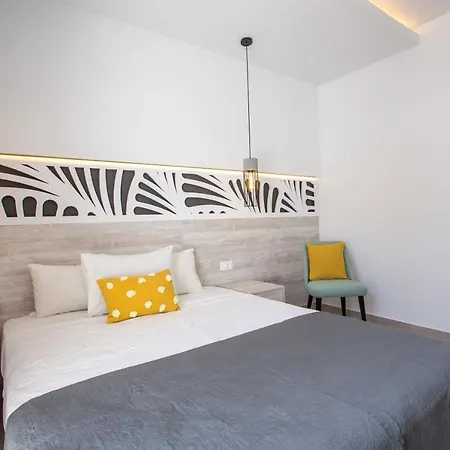 Casa Stavris Apartment *