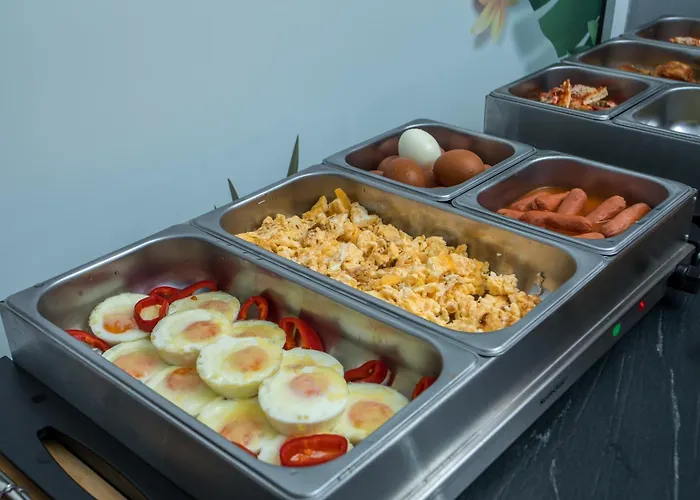 Casa Stavris アパート ファリラキ